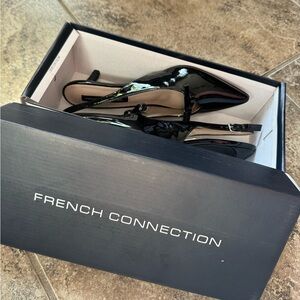 Selling these brand new french connection black heels with a super cute bow